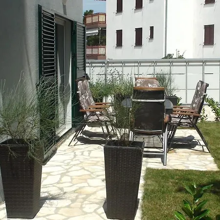Eva Apartman