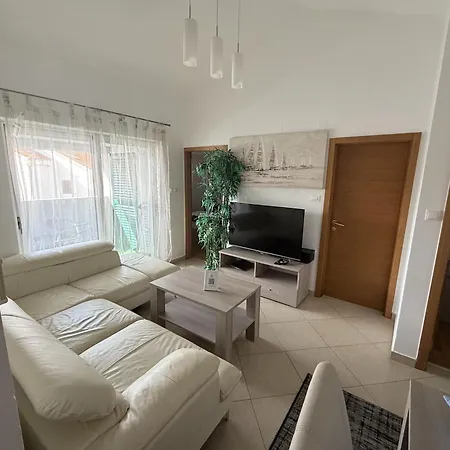 Eva Apartman